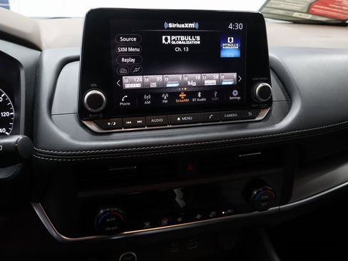 Certified 2023 Nissan Rogue SV image 2