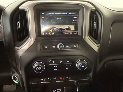 Used 2023 Chevrolet Silverado 1500 Custom w/ LPO, Dark Essentials Package AWD/4WD image 24