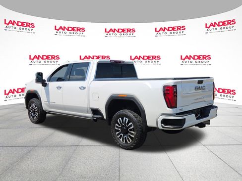 Used 2024 GMC Sierra 2500 Denali Ultimate AWD/4WD image 5