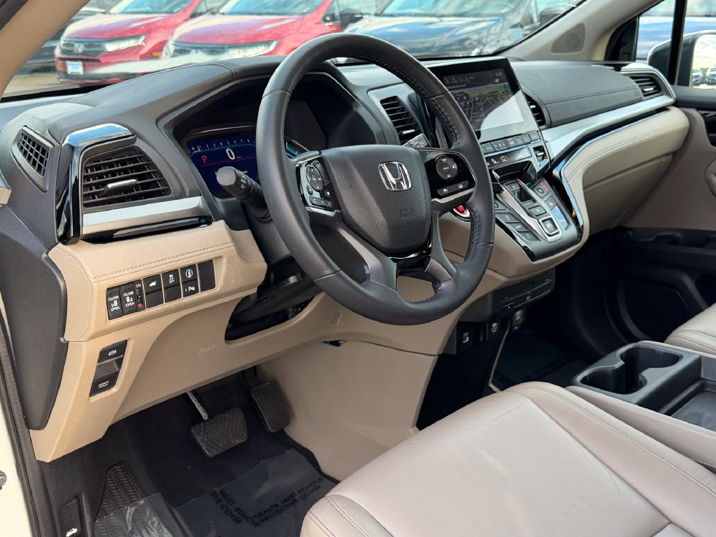 Used 2024 Honda Odyssey Touring image 16