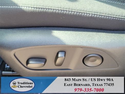 New 2026 Chevrolet Traverse LT w/ Driver Confidence Package image 34