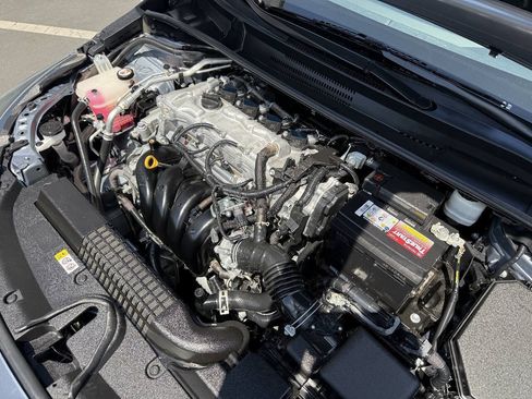 Used 2022 Toyota Corolla LE FWD image 19