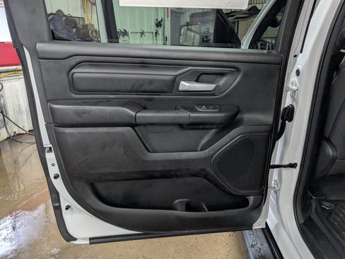 New 2026 RAM 1500 Express AWD/4WD image 10
