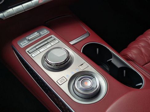 Used 2023 Genesis GV70 3.5T Sport w/ Sport Prestige Package image 20