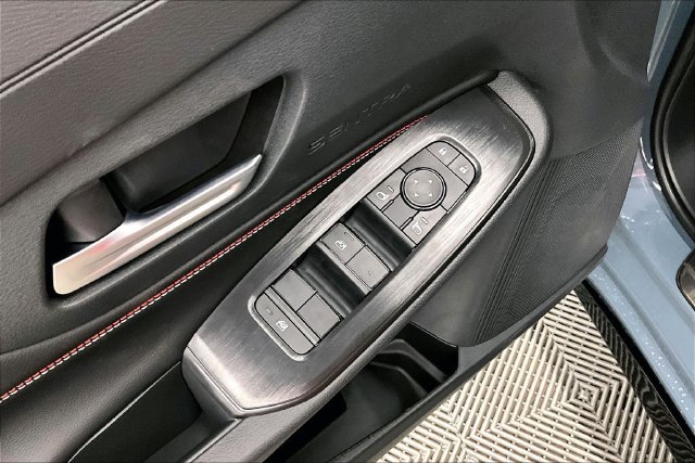 New 2027 Nissan Sentra SR FWD image 31