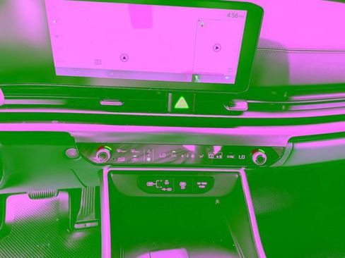 New 2026 Kia Carnival LX FWD image 27