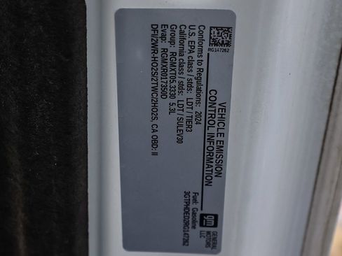 Used 2024 GMC Sierra 1500 SLT image 35