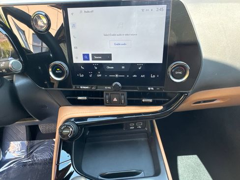 Used 2024 Lexus NX 250 FWD w/ Cold Area Package image 29