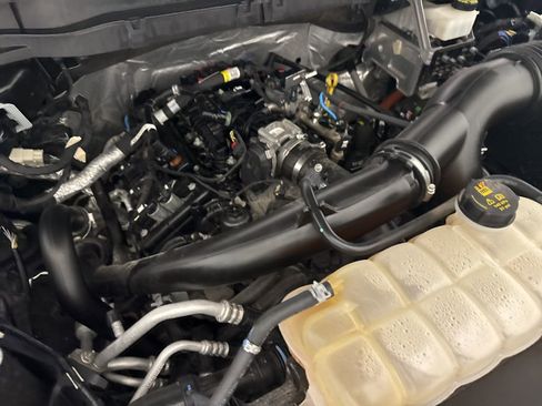 Used 2022 Ford F150 Lariat w/ Equipment Group 502A High image 60