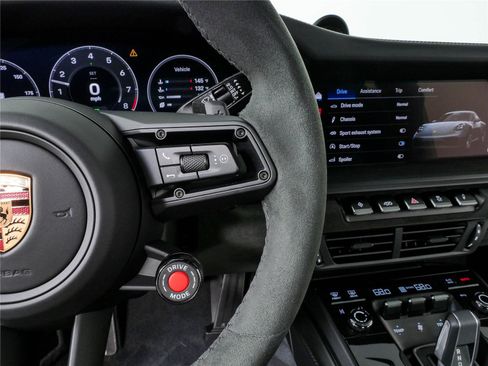 Certified 2026 Porsche 911 Carrera GTS RWD image 11