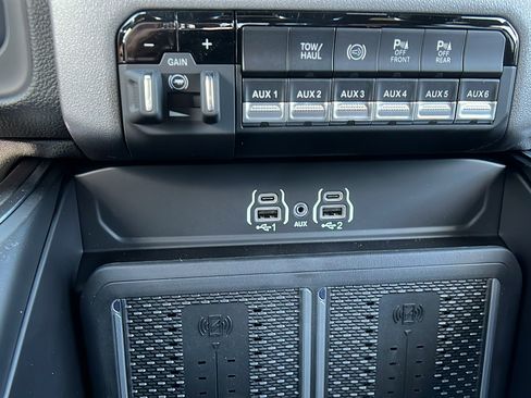 New 2025 RAM 2500 Big Horn image 30