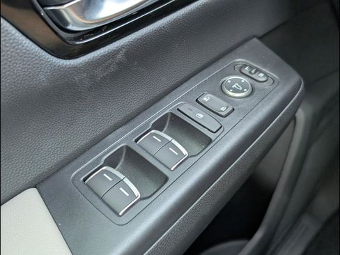 Used 2026 Honda CR-V EX-L image 19