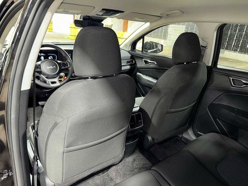 Used 2024 Kia Sportage LX image 26