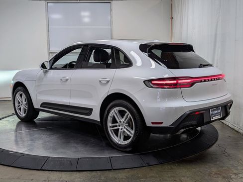 Used 2025 Porsche Macan image 7
