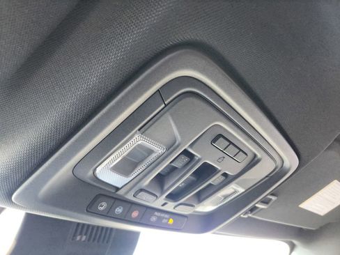 Used 2024 GMC Sierra 1500 AT4 w/ AT4 Preferred Package image 15