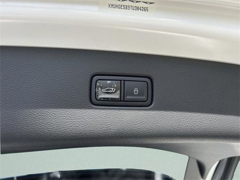 New 2026 Genesis GV80 2.5T Select image 17