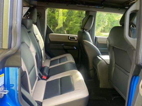 Used 2024 Ford Bronco Wildtrak image 34