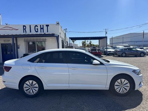 Used 2019 Volkswagen Jetta S w/ Driver Assistance Package image 4