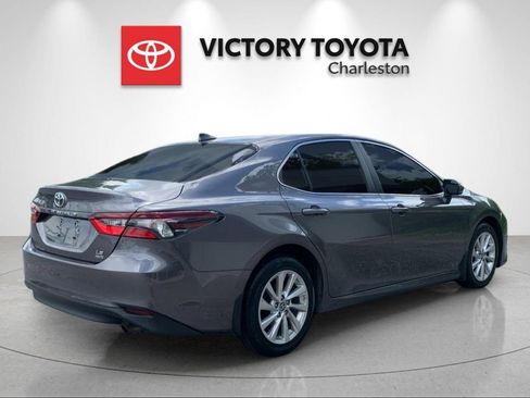 Used 2023 Toyota Camry LE AWD/4WD image 7