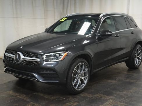 Used 2022 Mercedes-Benz GLC 300 4MATIC image 2