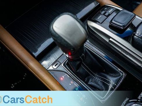 Used 2016 Lexus GS 200t w/ Preferred Accessory Package image 37