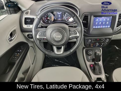 Used 2020 Jeep Compass Latitude w/ Cold Weather Group AWD/4WD image 23