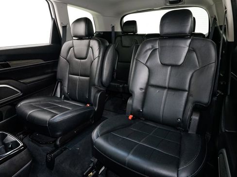 Certified 2022 Kia Telluride EX w/ EX Premium Package image 26