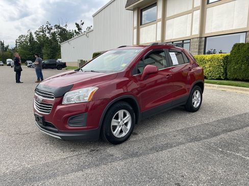 Used 2015 Chevrolet Trax LT w/ LPO, Cargo Package FWD image 8