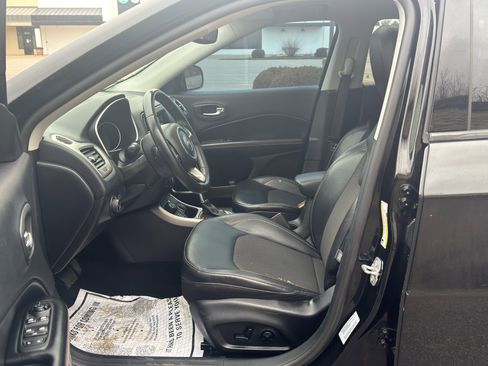 Used 2017 Jeep Compass Latitude w/ Popular Equipment Group image 14