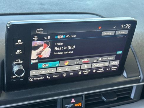 Used 2023 Honda Pilot Touring image 19