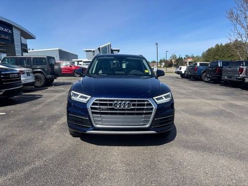 Used 2018 Audi Q5 2.0T Premium Plus w/ Premium Plus Package AWD/4WD image 3