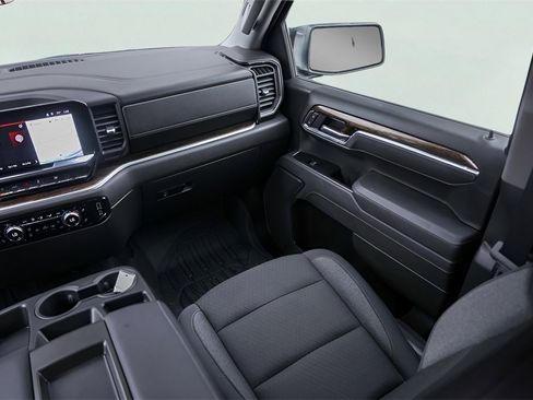 Certified 2025 GMC Sierra 1500 Elevation image 29