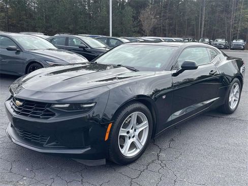 Used 2022 Chevrolet Camaro LT image 2