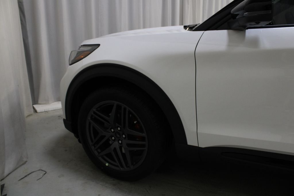 New 2026 Ford Explorer ST w/ Sun And Sound Package AWD/4WD image 31