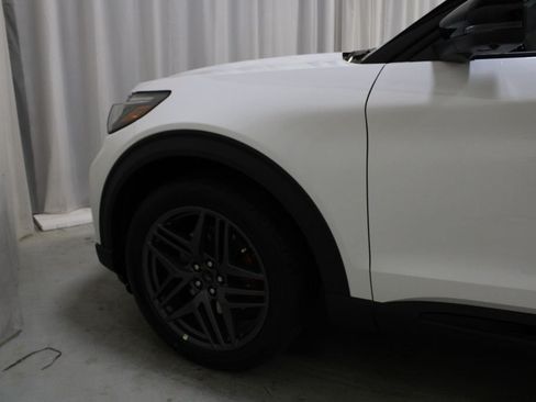 New 2026 Ford Explorer ST w/ Sun And Sound Package AWD/4WD image 31