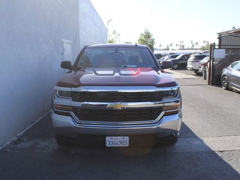 Used 2017 Chevrolet Silverado 1500 LT w/ Trailering Package image 2