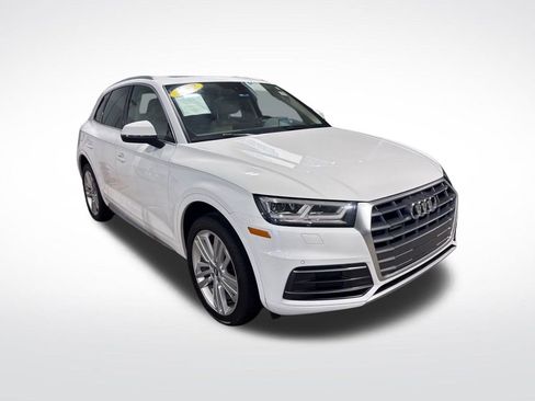 Used 2018 Audi Q5 2.0T Premium Plus w/ Premium Plus Package image 3