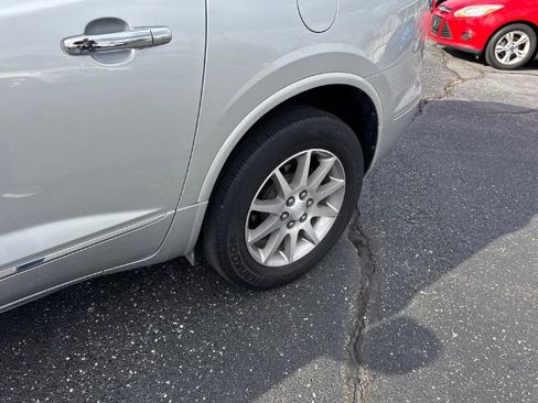 Used 2017 Buick Enclave Leather image 10