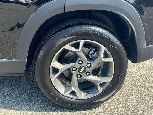 Used 2024 Chevrolet Trax LT w/ Driver Confidence Package FWD image 8
