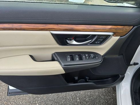 Used 2022 Honda CR-V Touring image 10