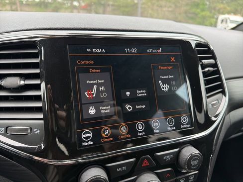 Used 2021 Jeep Grand Cherokee Laredo X AWD/4WD image 12