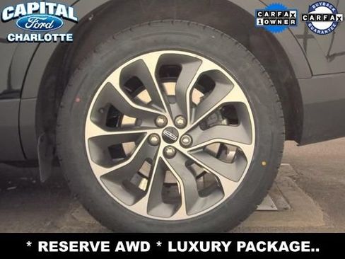 Used 2023 Lincoln Nautilus Reserve w/ Luxury Package AWD/4WD image 12