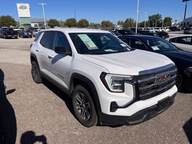 Used 2026 GMC Terrain Elevation AWD/4WD image 1