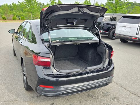 Used 2024 Volkswagen Jetta S FWD image 18