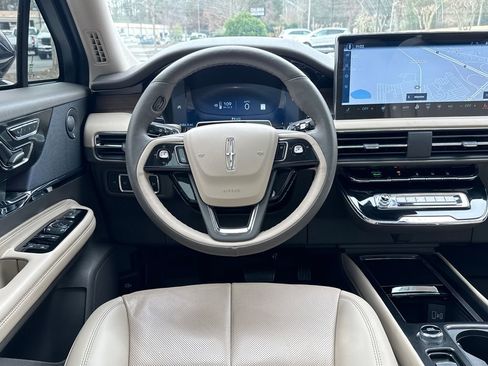 Certified 2023 Lincoln Corsair Reserve w/ Equipment Group 202A image 14