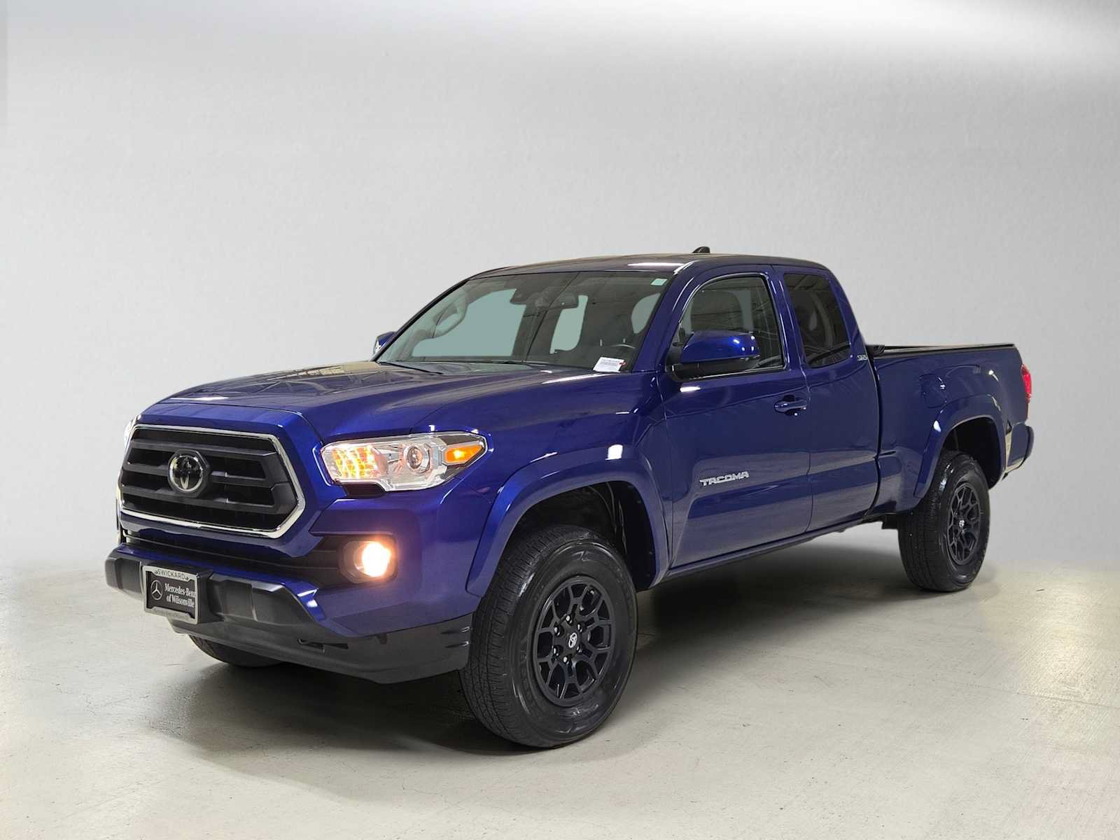 Used 2022 Toyota Tacoma SR5 AWD/4WD image 7