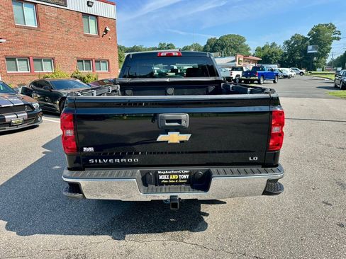 Used 2019 Chevrolet Silverado 1500 LT w/ All Star Edition AWD/4WD image 7