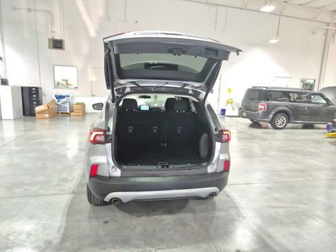 Used 2023 Ford Escape Active image 15