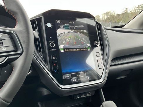 Used 2025 Subaru Crosstrek 2.5i Limited w/ Crosstrek Mirror Package image 17