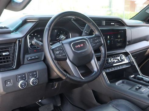 Used 2024 GMC Sierra 2500 AT4 w/ AT4 Premium Plus Package AWD/4WD image 23